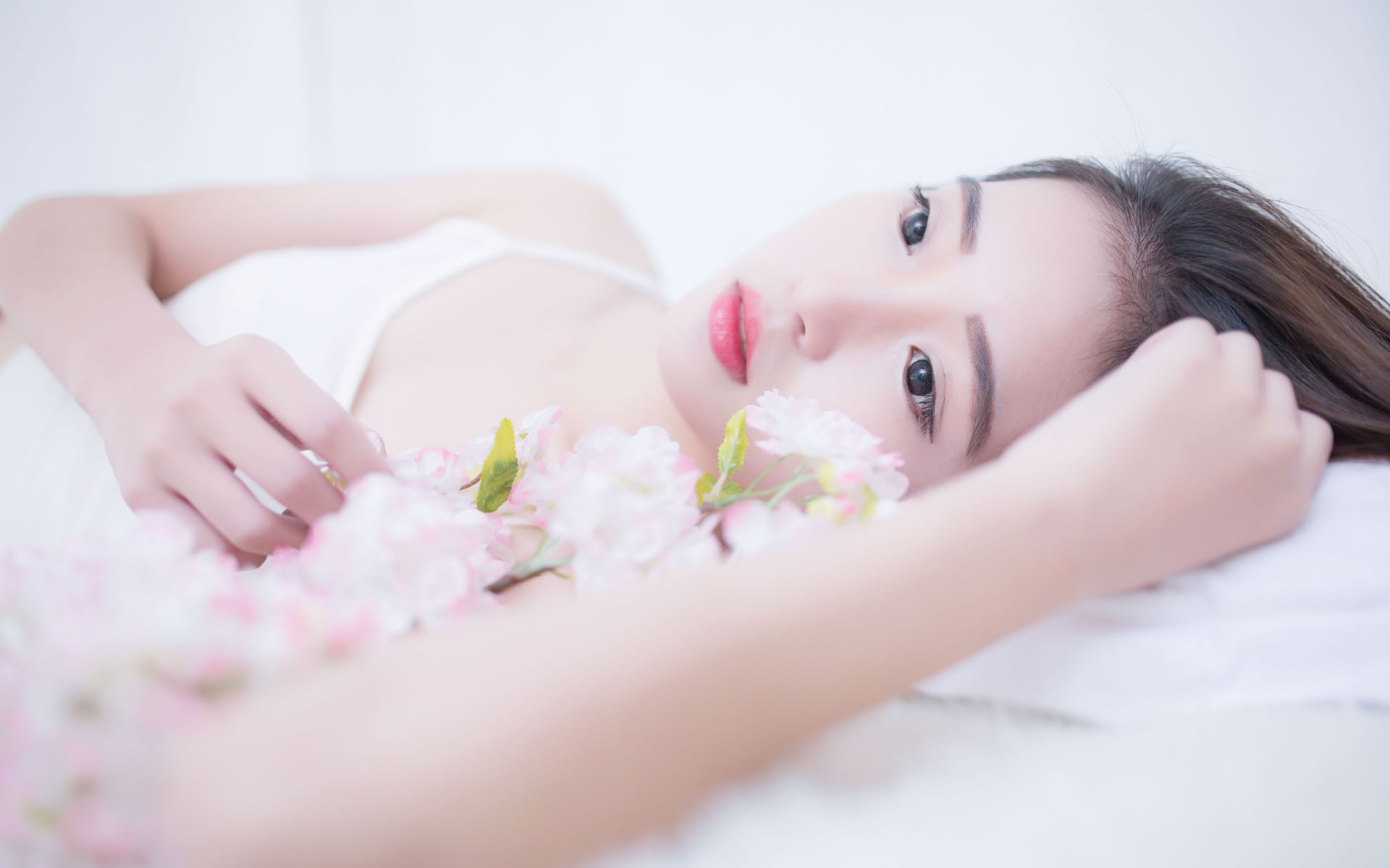 国台办：两岸青年交流的热度像盛夏的温度一样高涨